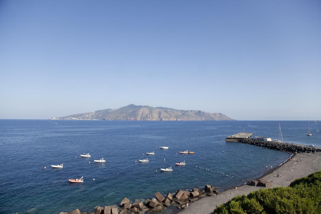 Hotel Santa Marina Antica Foresteria Santa Marina Salina Exterior photo